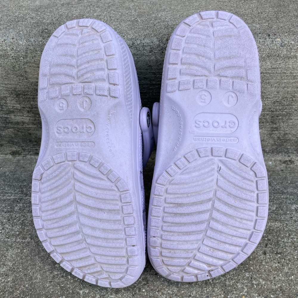 Kids Crocs! - Picture 3 of 6